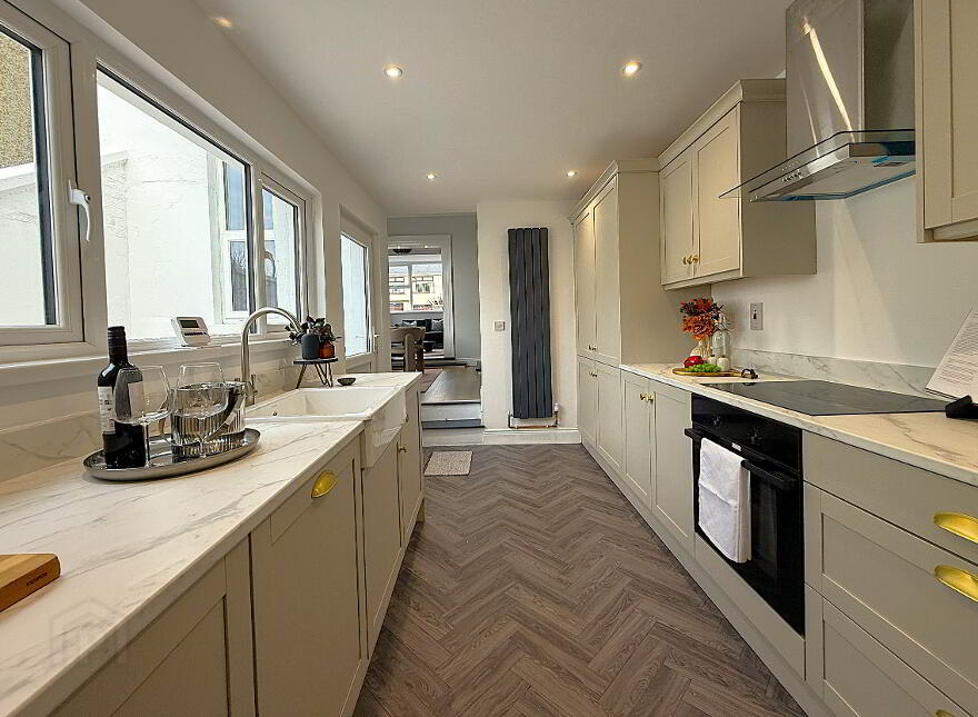 65 Antrim Road, Lisburn, BT28 3EB