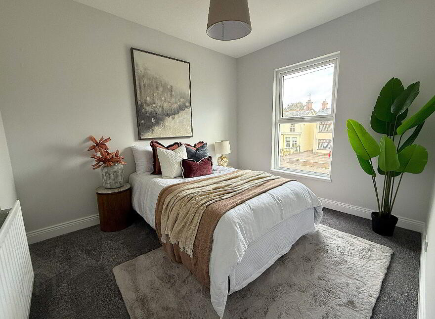 65 Antrim Road, Lisburn, BT28 3EB