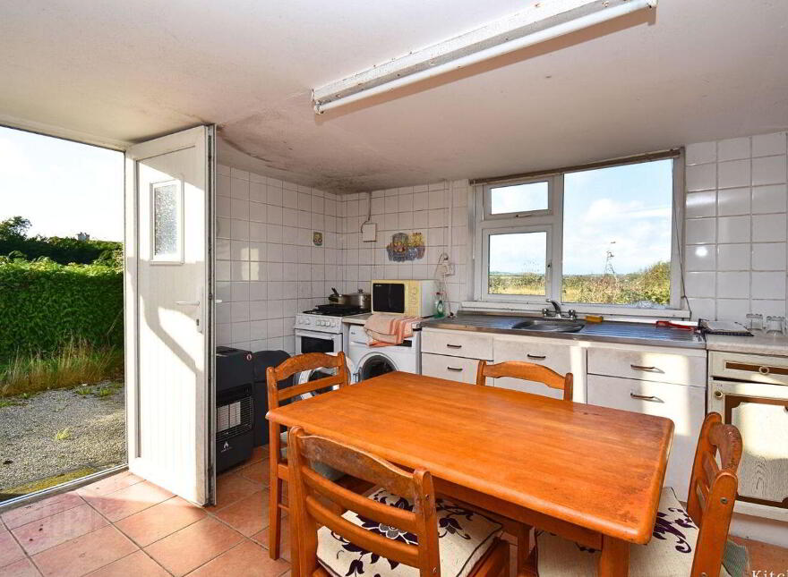 Oldcourt Walshtown, Walshtown, P25RF34