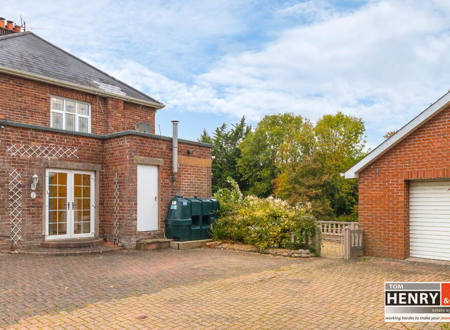 40 Killyman Road, Dungannon, BT71 6DE