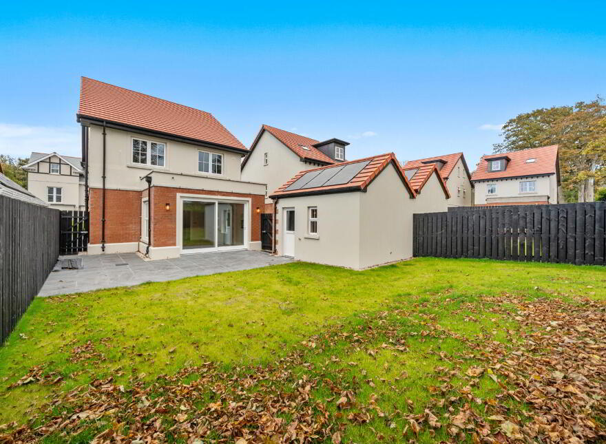 28 The Firs, Holywood, BT18 9GH