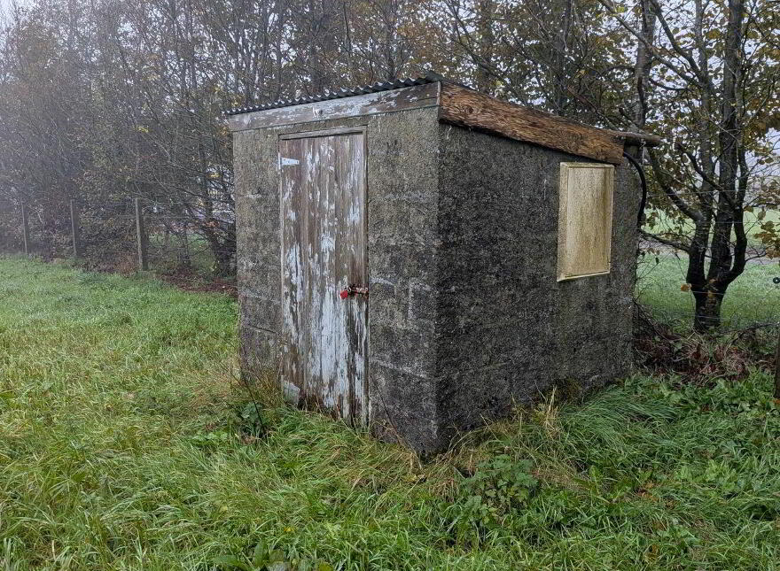 Tullyglass, Enniskeane