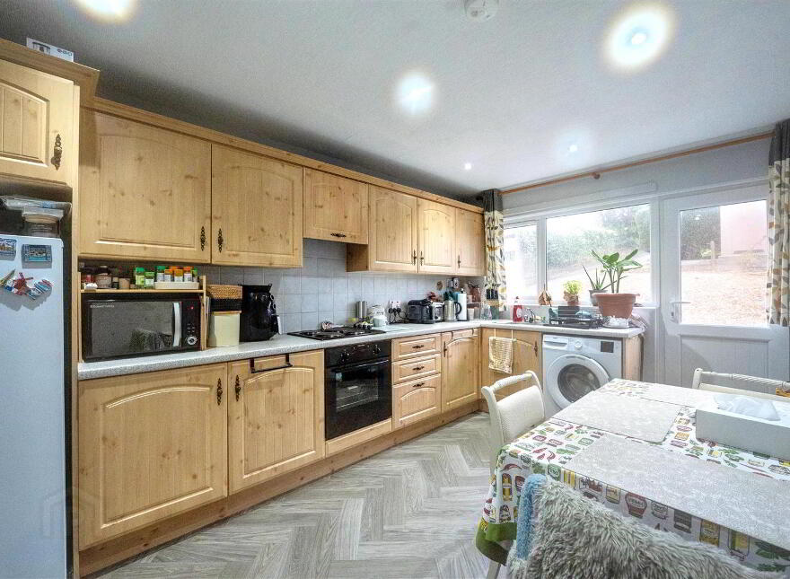 29 Dromore Road, Ballynahinch, BT24 8HP