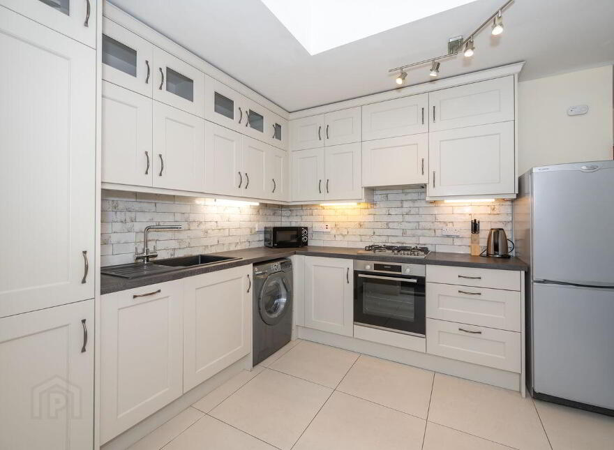 No 6 Bridgefield Court, Bridgefield, Curraheen Road, Bishopstown, Cork, T12EY70