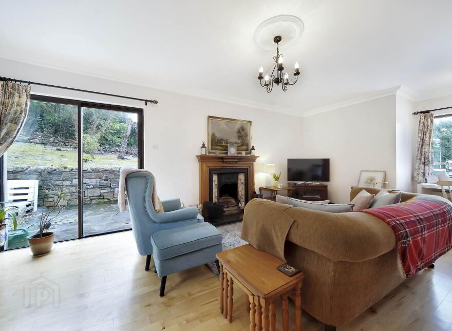 Glen Cottage, Glen Village, Letterkenny, F92D8N8