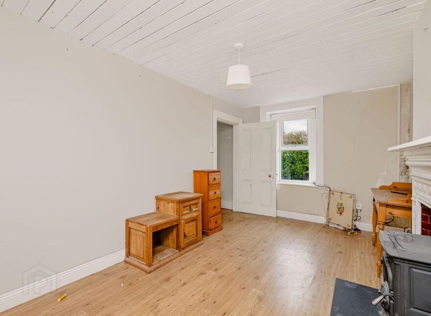 Glenadhu, 12a The Hoar Rock, Skerries, K34FT66