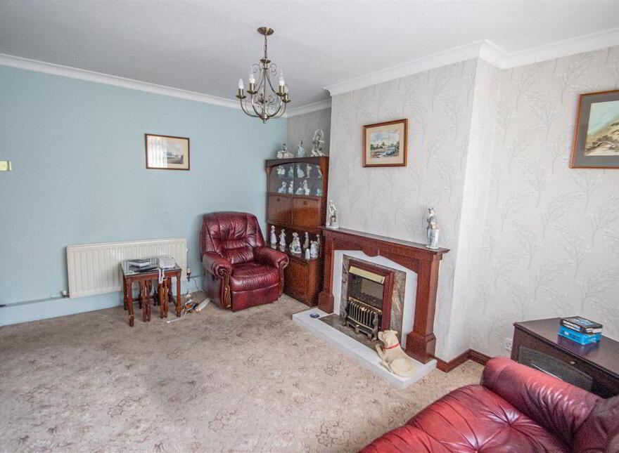 Apt, 8 Slieveban Drive, Andersonstown, Belfast, BT11 8HF