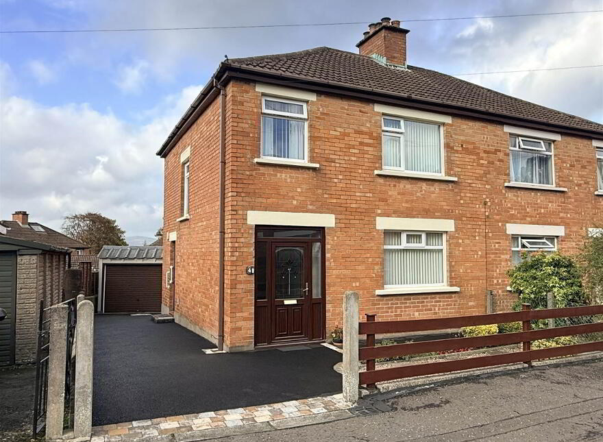4 Tudor Avenue, Cregagh, Belfast, BT6 9LR