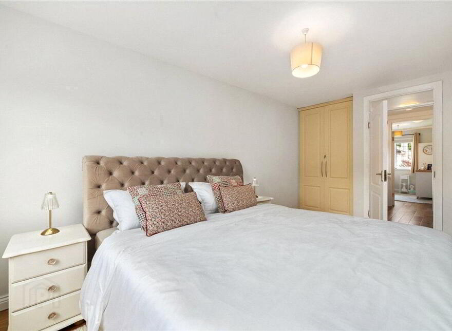 6 The Ovals, Rochestown Road, Cork, T12AHT2