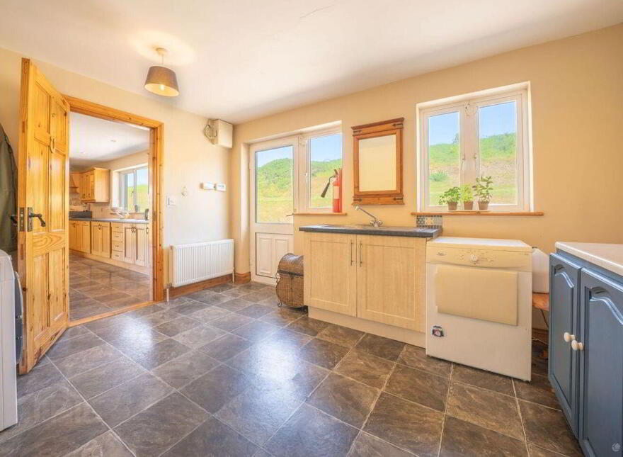 Gortnacrusha, Ballinspittle, P17NX04