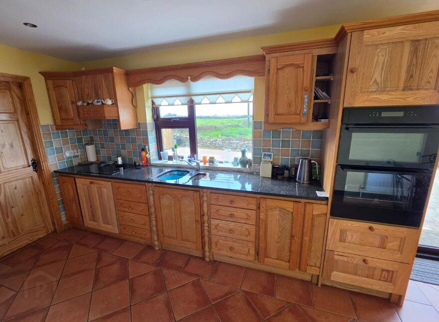 Curlew Cottage, Leagard South, Miltown Malbay, Spanish Point, V95K704