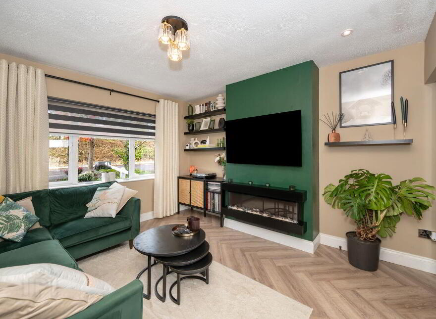 48 The Willows, Classes Lake, Ovens, P31W265