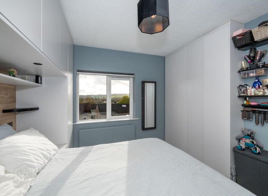 48 The Willows, Classes Lake, Ovens, P31W265