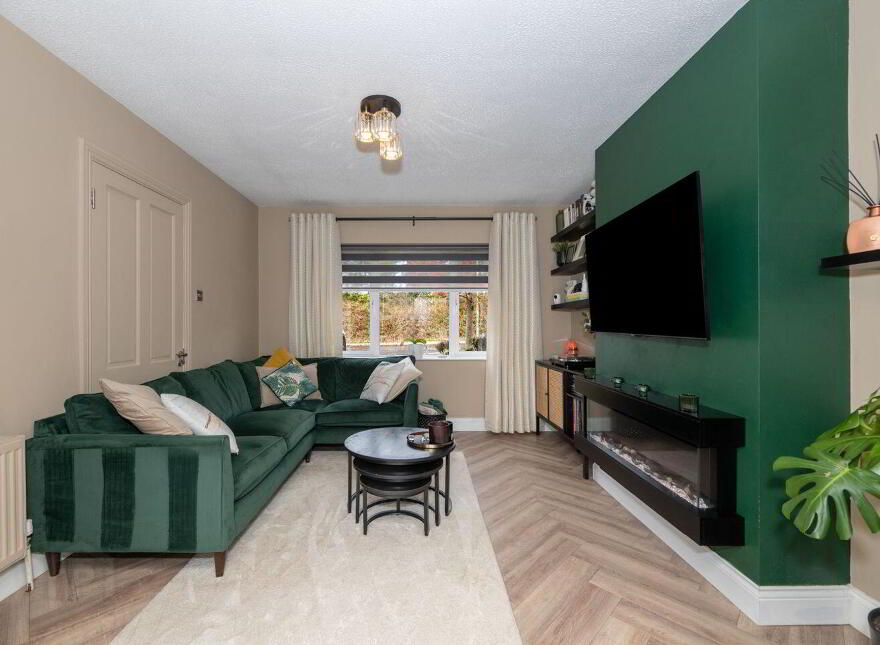 48 The Willows, Classes Lake, Ovens, P31W265