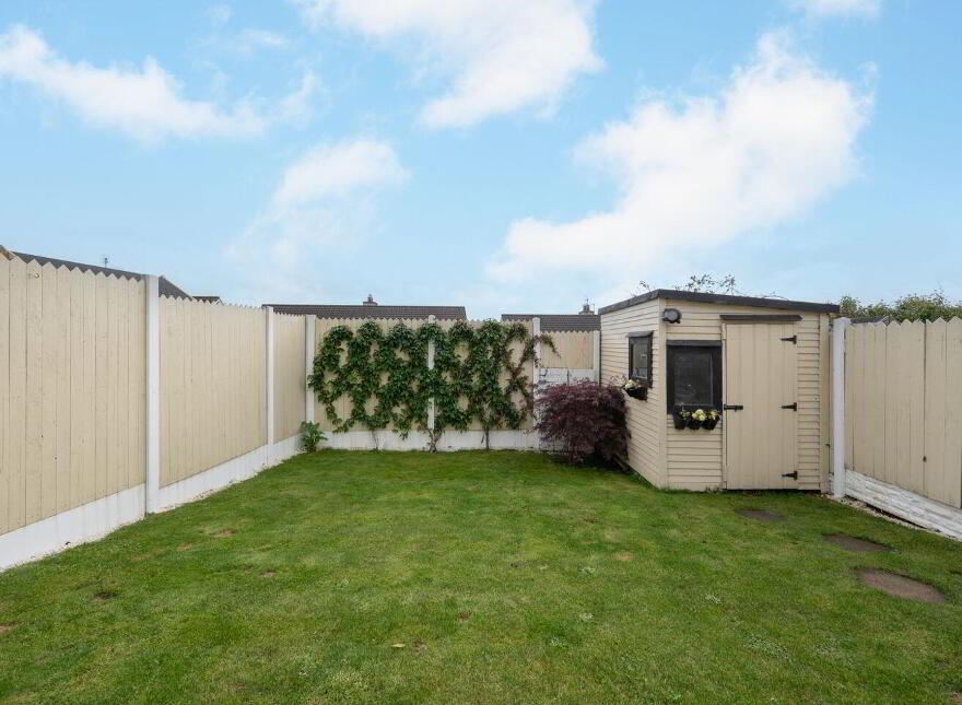 48 The Willows, Classes Lake, Ovens, P31W265