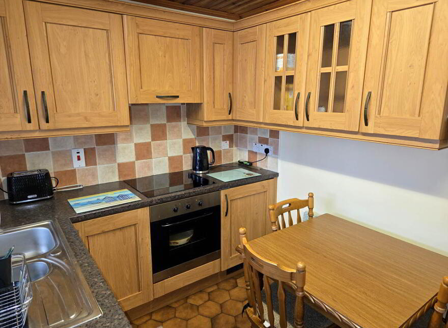 25 Coleraine Road, Ballycastle, BT54 6DX