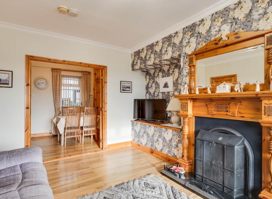 21 Whaley Terrace, Enniskillen, BT74 7JU