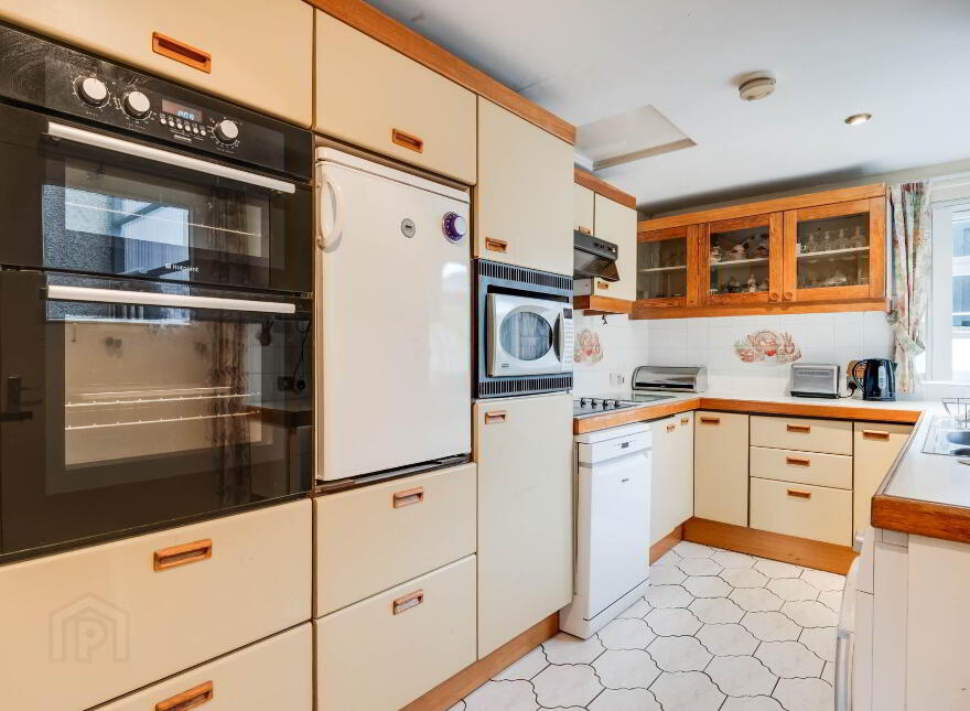21 Whaley Terrace, Enniskillen, BT74 7JU
