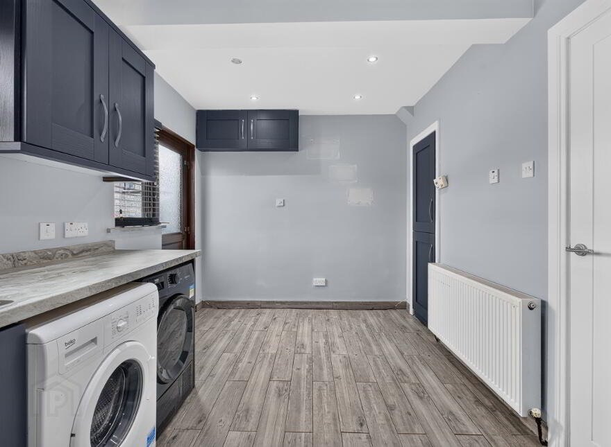 6 Iona Gardens, Ballymena, BT42 4AU