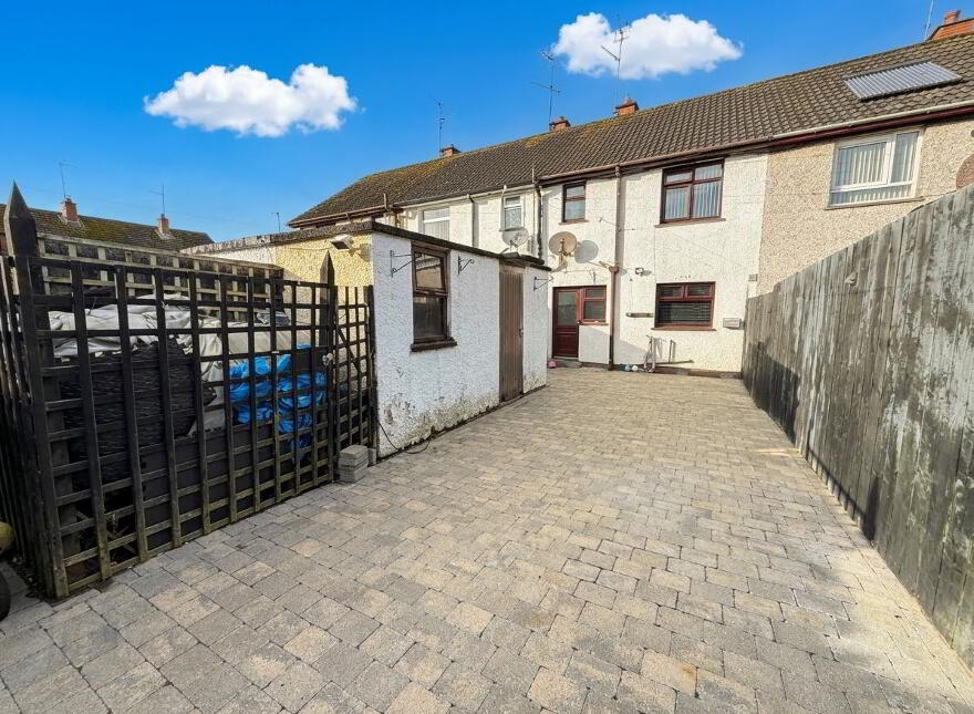 6 Iona Gardens, Ballymena, BT42 4AU