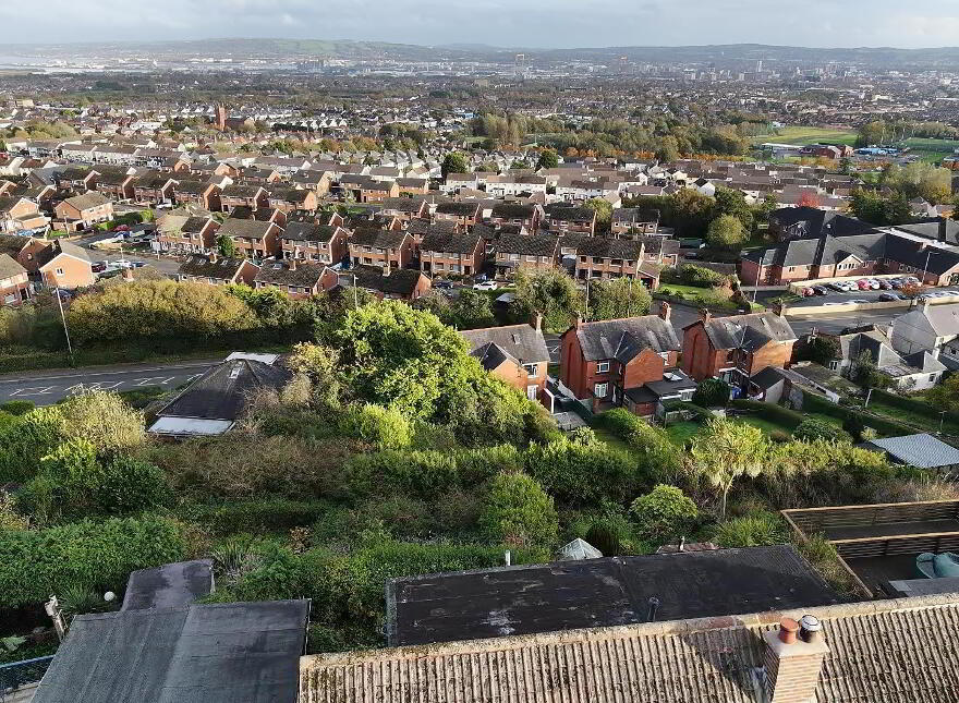 35 Squires Hill Road, Belfast, BT14 8FJ