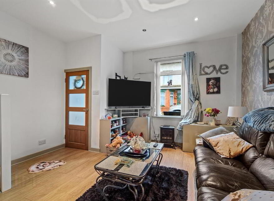 4 Sinclair Street, Belfast, BT5 6JS