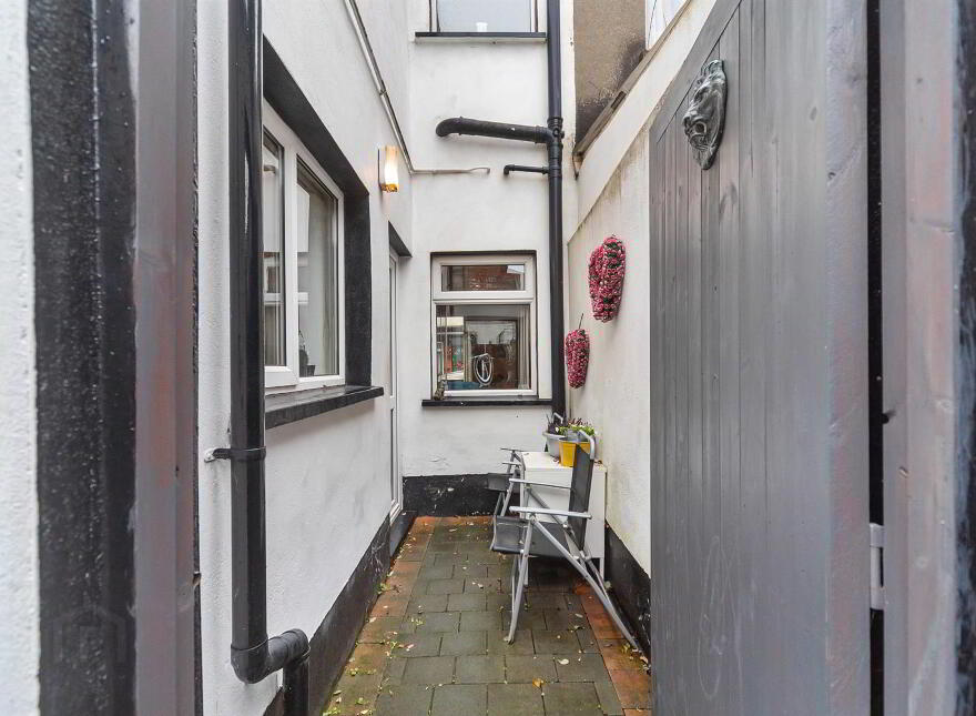 4 Sinclair Street, Belfast, BT5 6JS