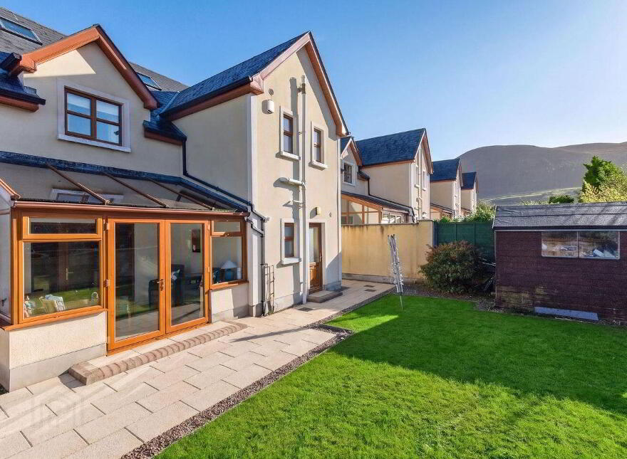 4 Waterside Lane, Strandhill, F91X0D1