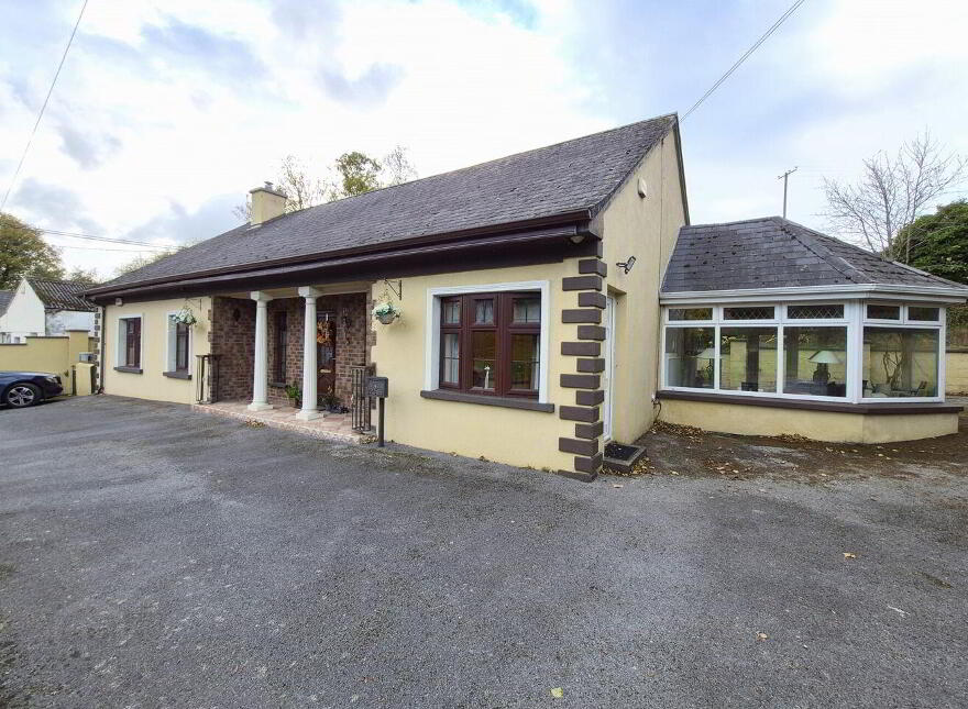 Spital- Land, Ardfinnan, Ardfinnan, E91T186