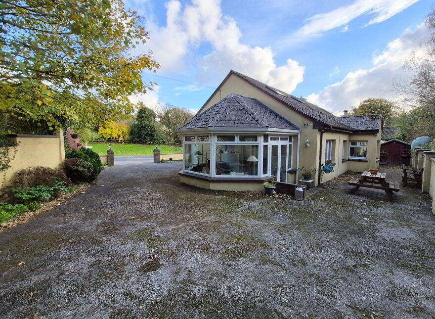 Spital- Land, Ardfinnan, Ardfinnan, E91T186