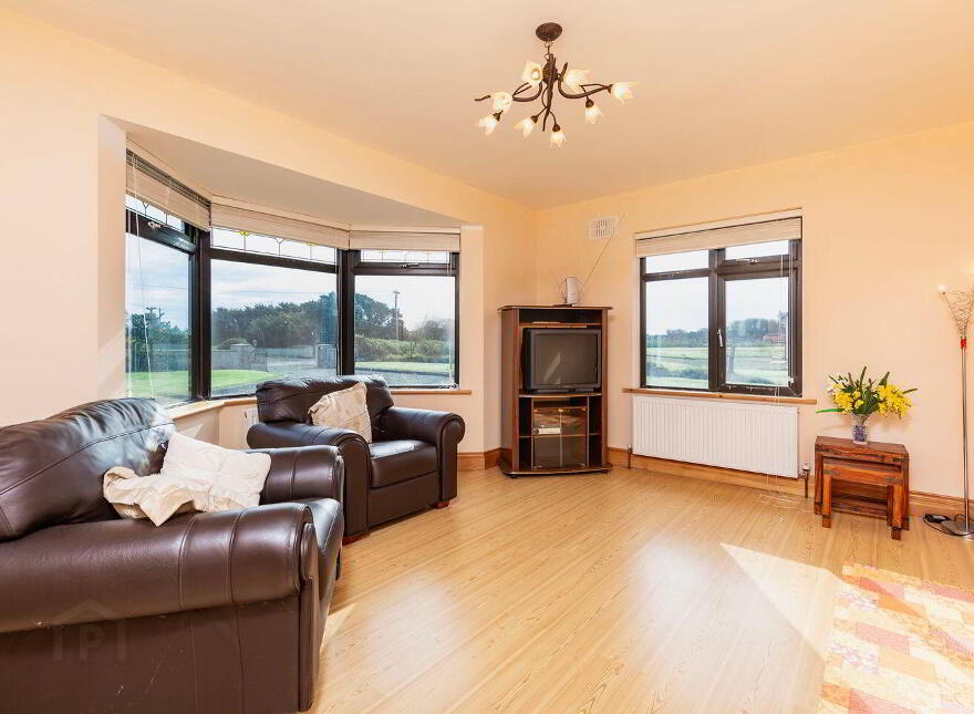Seaview, Kilmore Village, Kilmore, Y35TD45