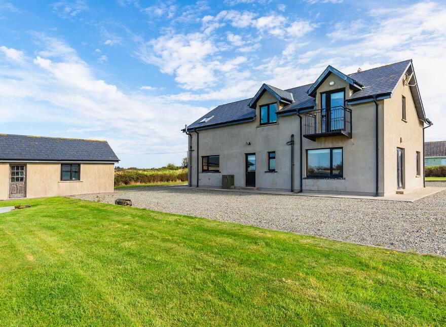 Seaview, Kilmore Village, Kilmore, Y35TD45