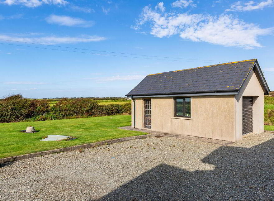 Seaview, Kilmore Village, Kilmore, Y35TD45