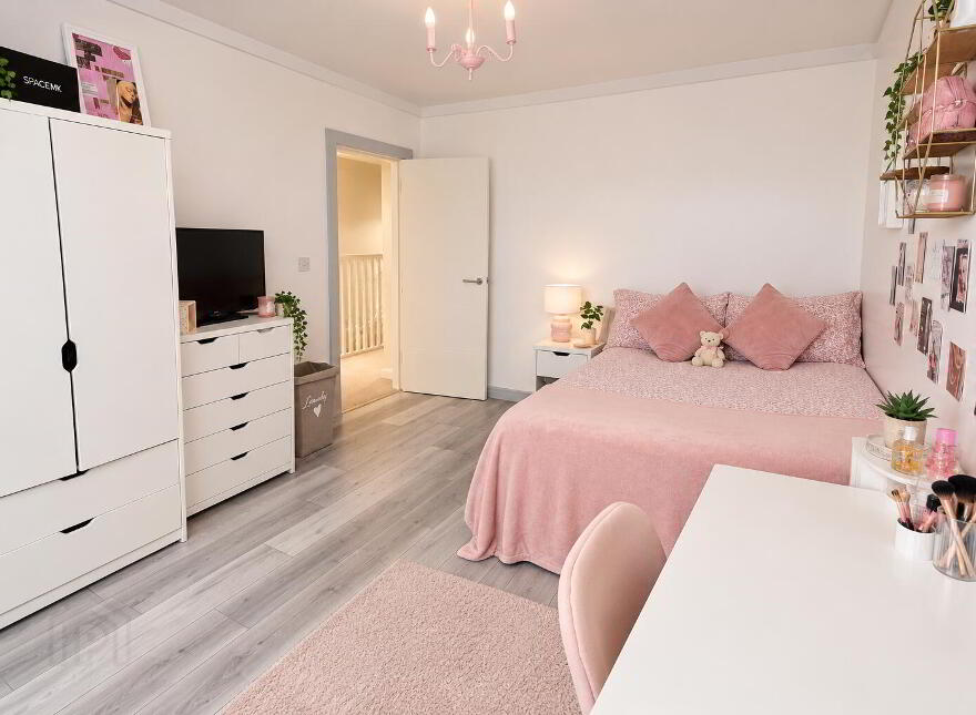 122 Briar Hill, Greysteel, Londonderry, BT47 3FD