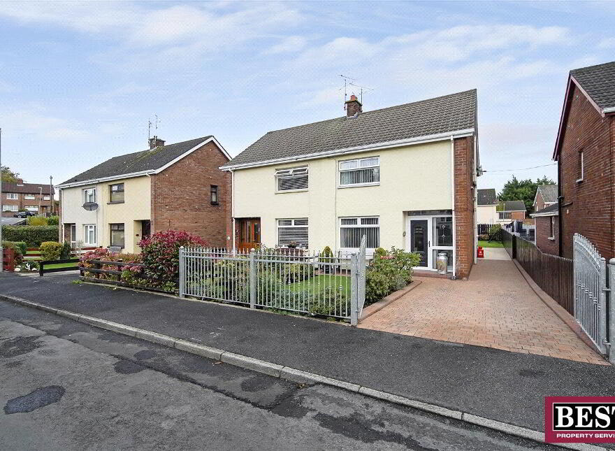 29 Roxborough Park, Moy, Dungannon, BT71 7SU