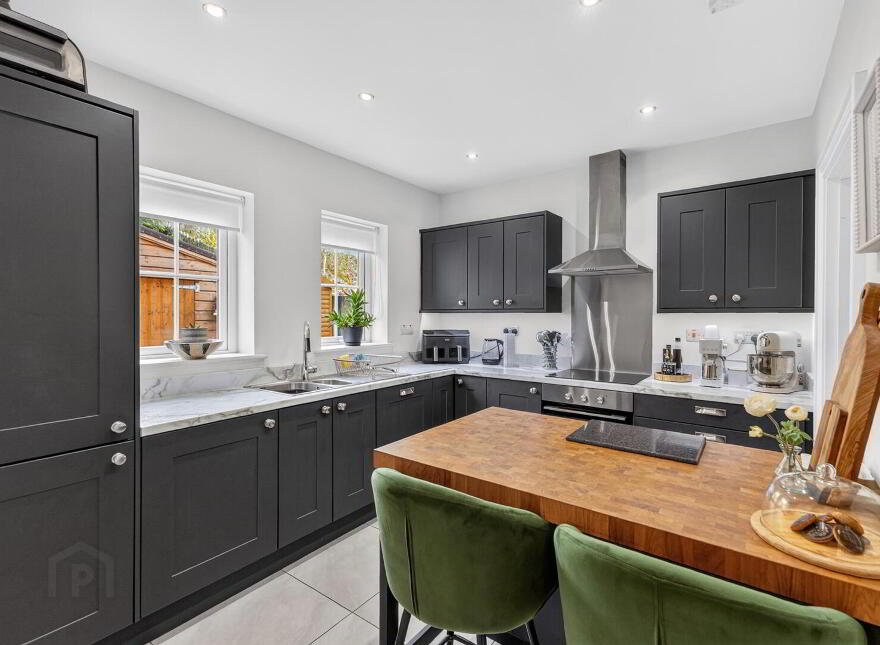 6 Millmount Village Avenue, Dundonald, Belfast, BT16 1YU