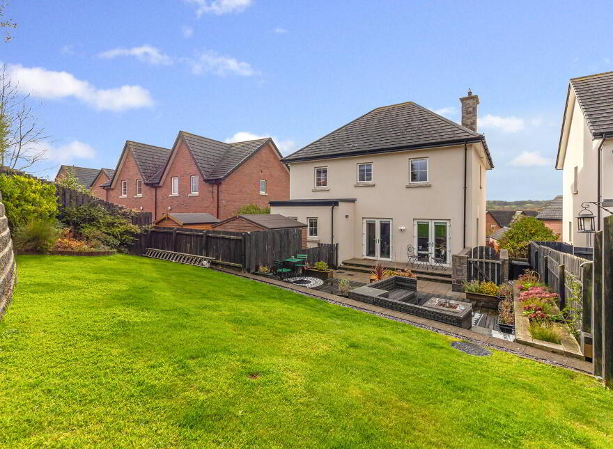 6 Millmount Village Avenue, Dundonald, Belfast, BT16 1YU
