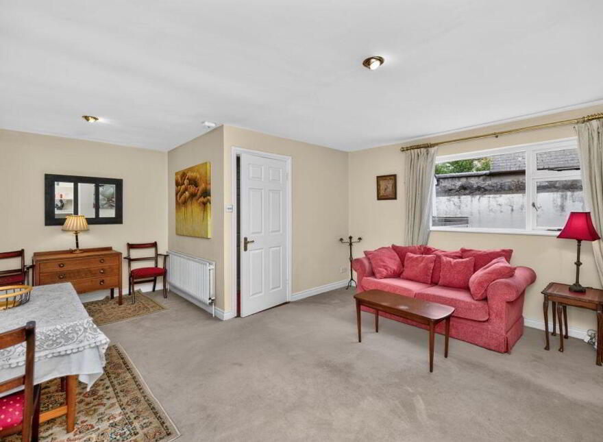 2 Saint Michael's Gate, Michael Street, Kilkenny, R95C1KK