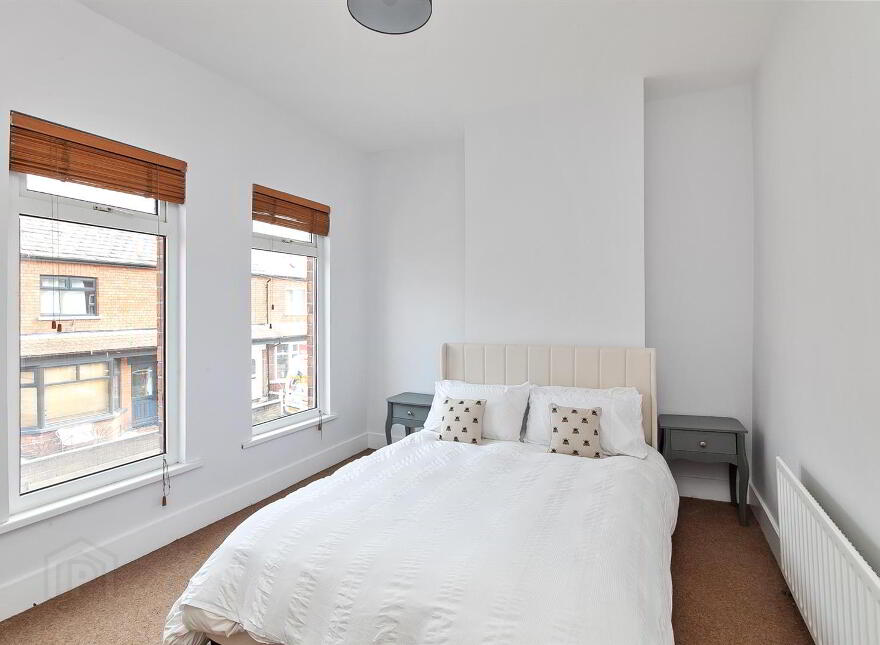 20 Lichfield Avenue, Belfast, BT5 5JQ