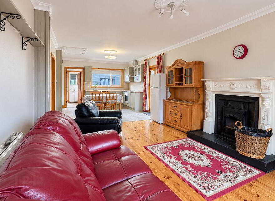 Deerpark House, Ballinvoher, Turloughmore, H65RA06