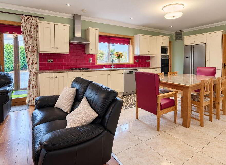 Deerpark House, Ballinvoher, Turloughmore, H65RA06