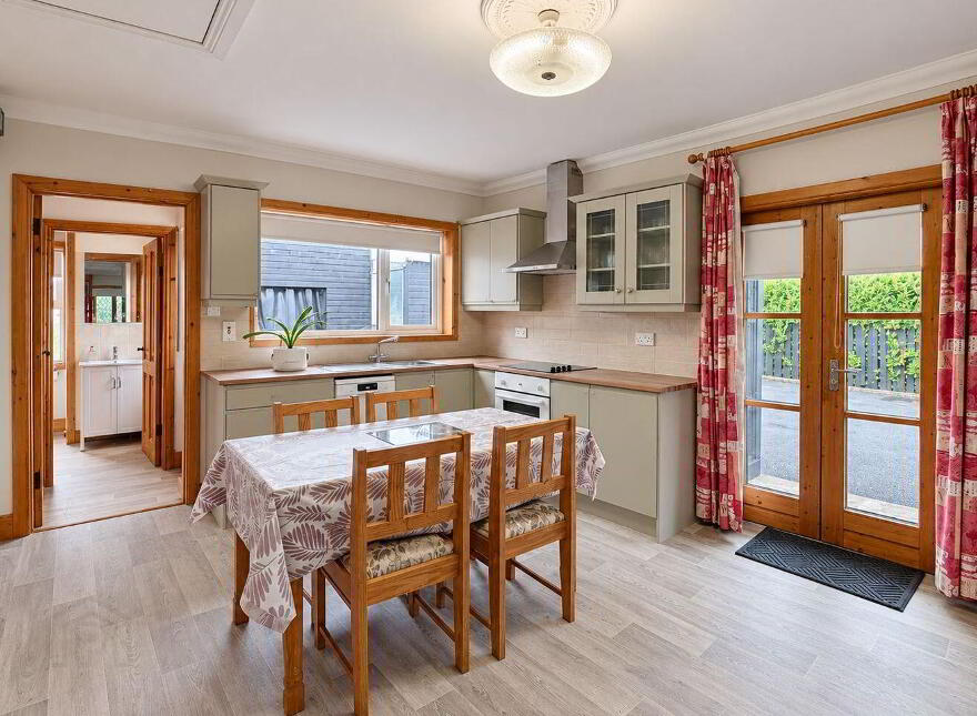 Deerpark House, Ballinvoher, Turloughmore, H65RA06