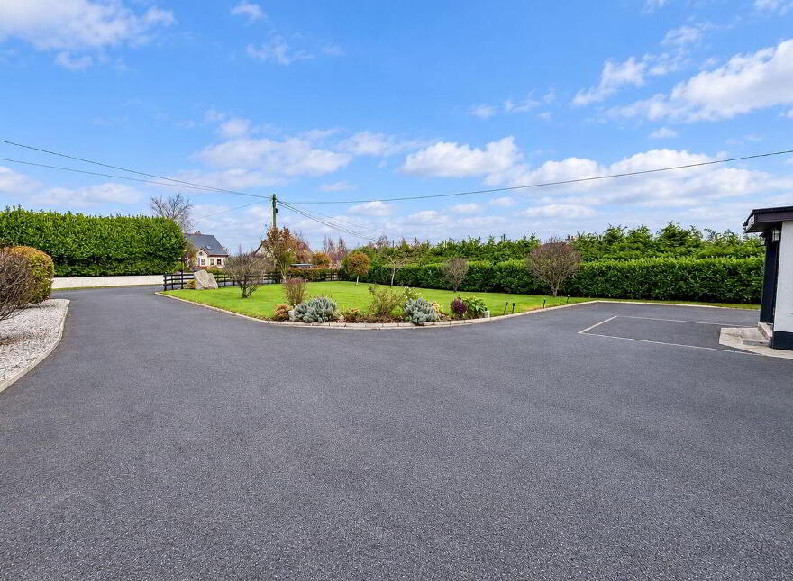 Deerpark House, Ballinvoher, Turloughmore, H65RA06