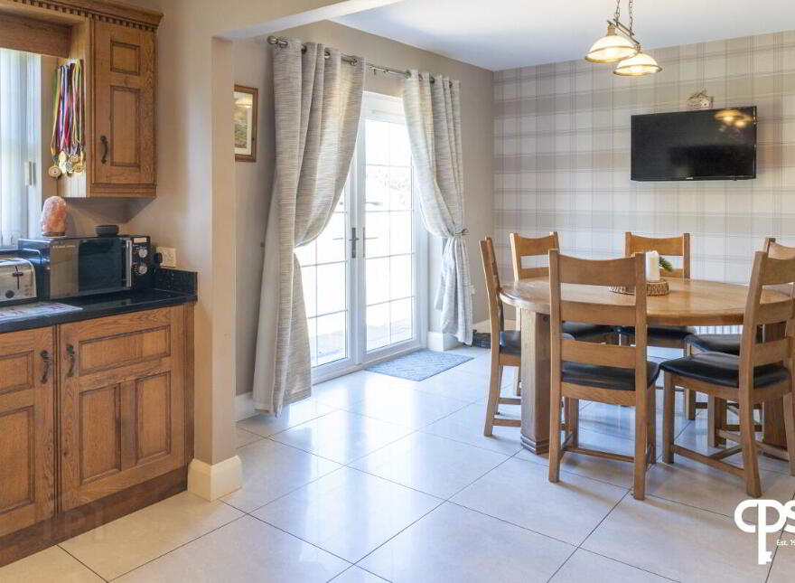 5 Burrels Glen, Omagh, BT78 4QX