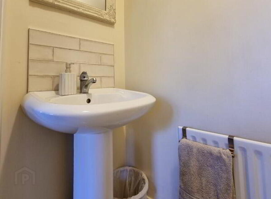 5 Burrels Glen, Omagh, BT78 4QX