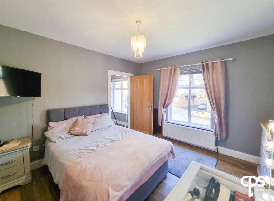 5 Burrels Glen, Omagh, BT78 4QX
