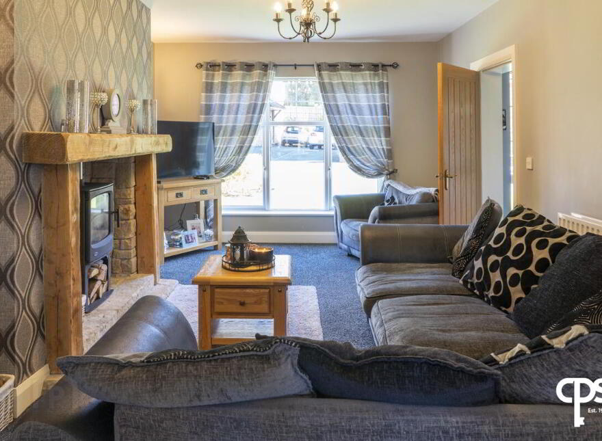 5 Burrels Glen, Omagh, BT78 4QX