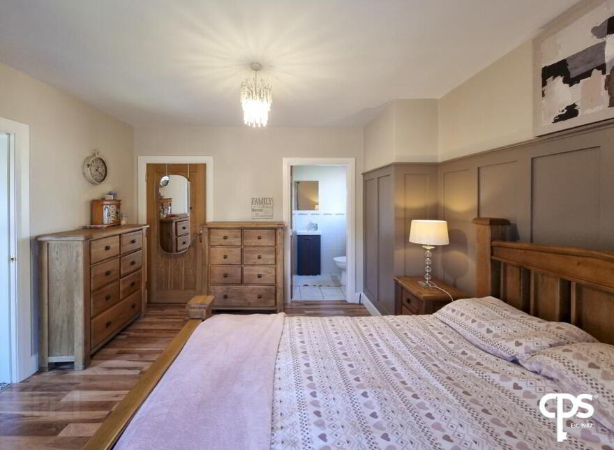 5 Burrels Glen, Omagh, BT78 4QX