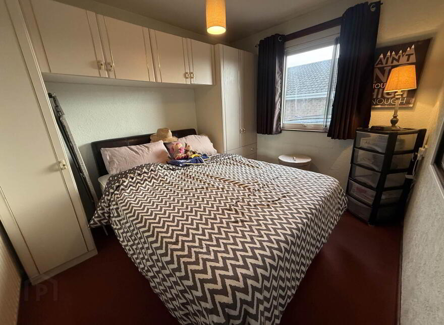 12 Sandringham Place, Carrickfergus, BT38 9EQ