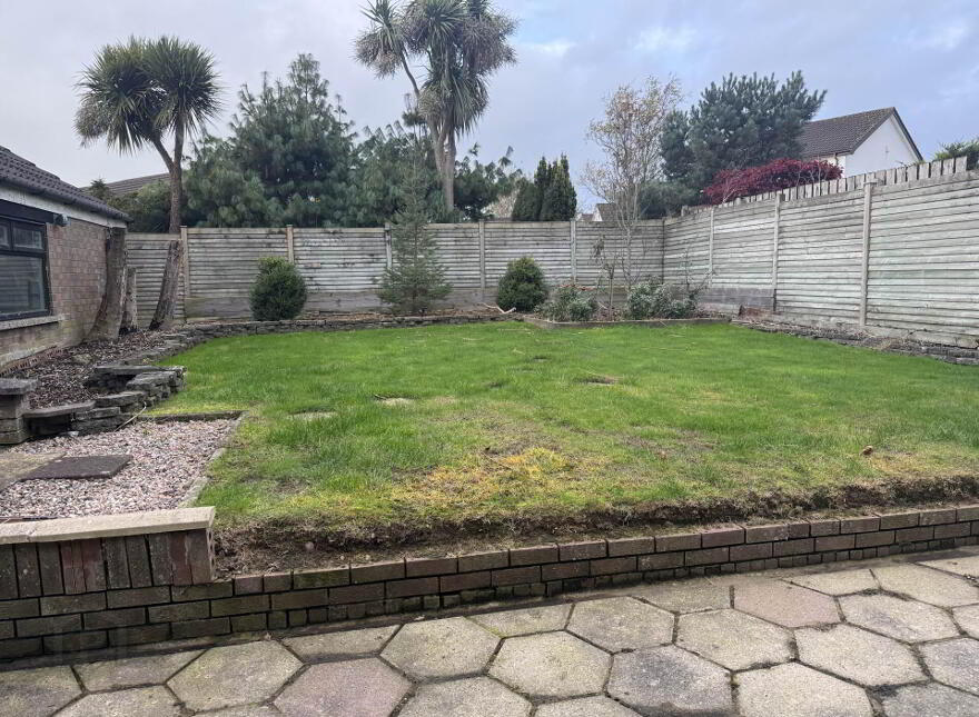 12 Sandringham Place, Carrickfergus, BT38 9EQ